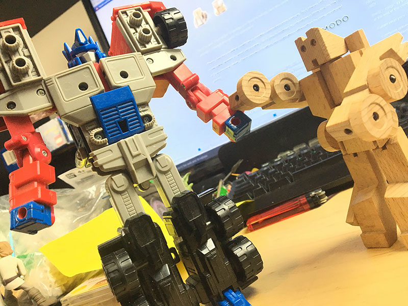 Illustration for article titled Hands On With Woobots, Wooden Robots In Disguise
